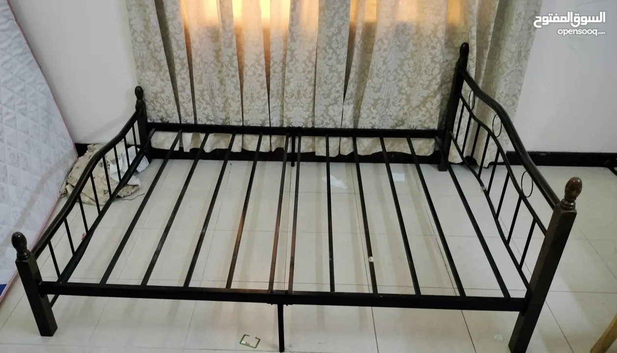 2 queen size bed for sale