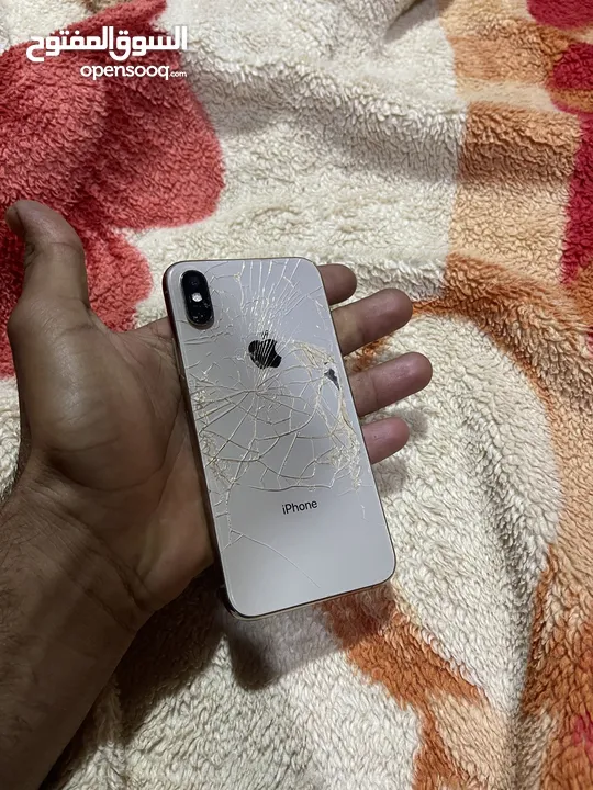 ايفون اكس اس للبيع