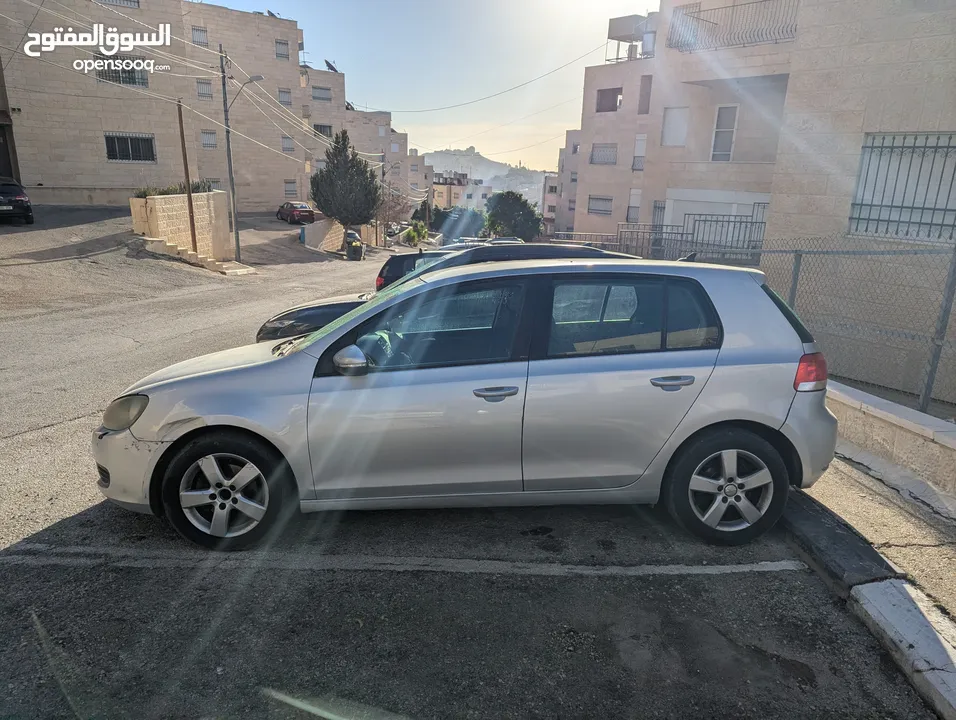 سيارة جولف 2011 جير عادي للبيع كاش فقطططط