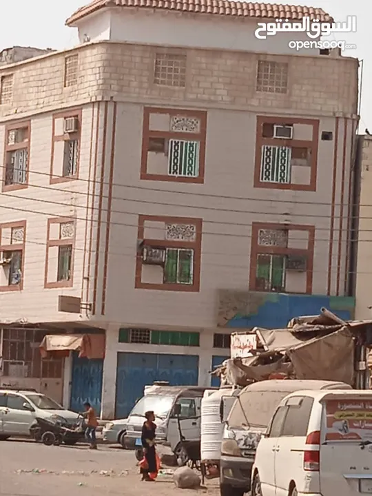 للبيع في عدن عماره 3 دور