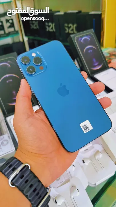 عرض العيد : iPhone 12pro max 512gb هواتف نظيفة جدا بحالة الوكالة مع ملحقاتها و ضمان بأقل سعر