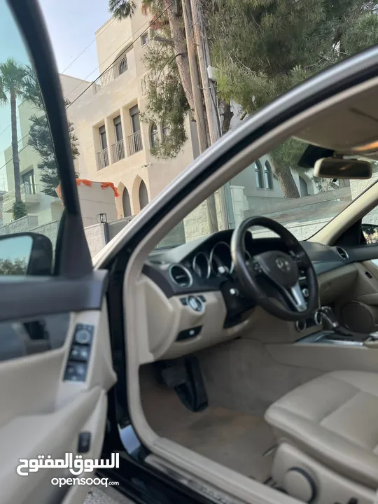 مرسيدس c180 موديل  2014 فل كامل بانوراما فحص كامل  للبيع cji