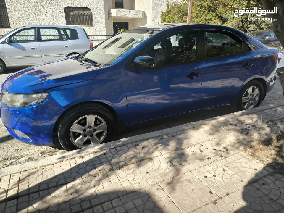 كيا سيراتو 2013 للبيع .  2013 Kia cerato