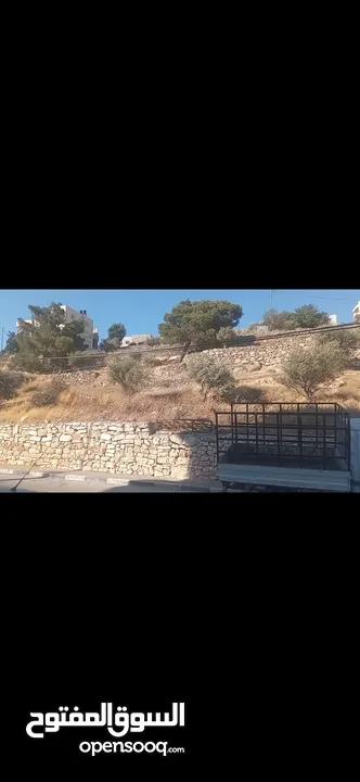 قطعه ارض مع بناء للبيع