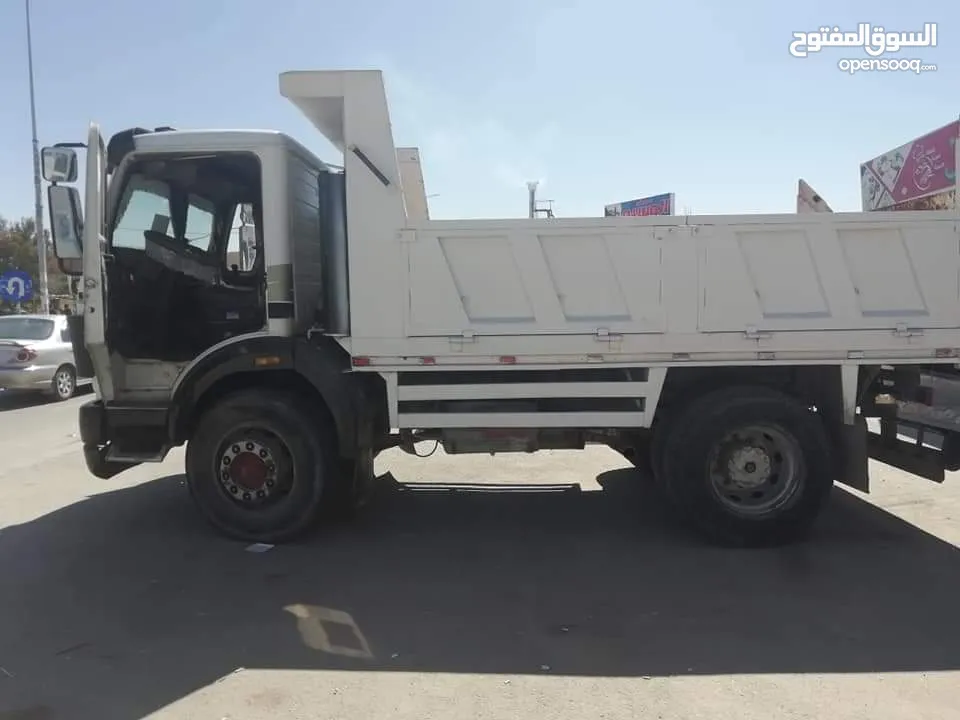 قلاب مرسيدس للبيع بسعر حرق