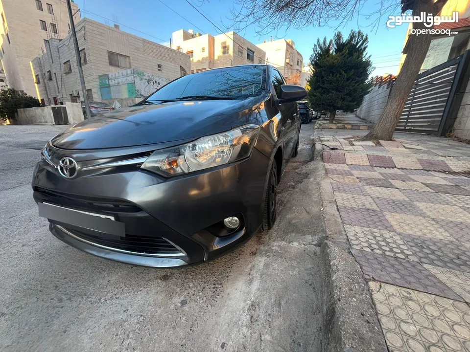 Toyota yaris 1.5cc 2017