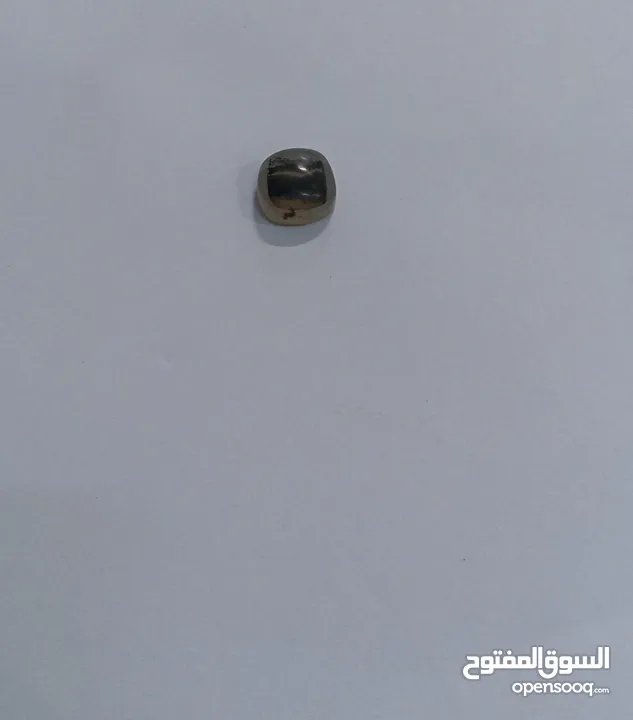 أحجار عقيق يماني مصور بصورة الكعبة المشرفة