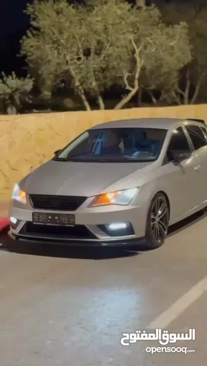 سيات ليون 2018 للبيع