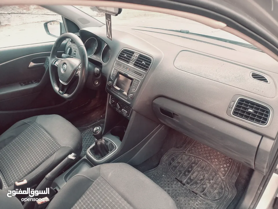 فولكس فاجن بولو