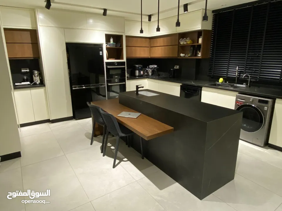 شقه للبيع في بيرزيت