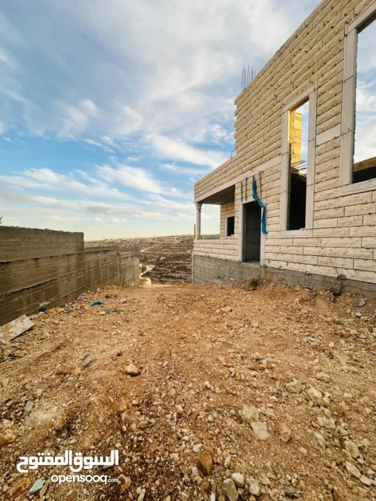 بيت مستقل للبيع