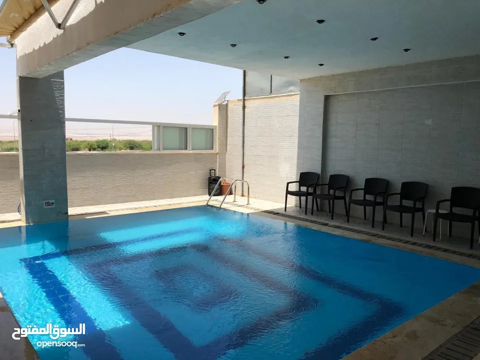 شاليه للبيع في البحر الميت شارع الفنادق منطقه سويمه