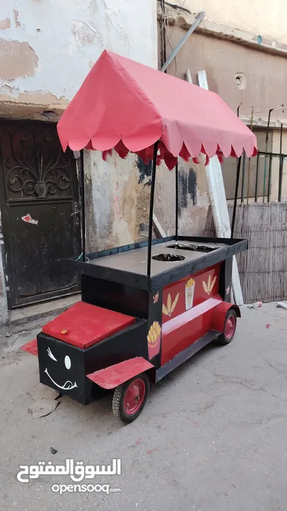 عربايه بطاطا وذره بشكل سياره تفصيل البيع الجدين