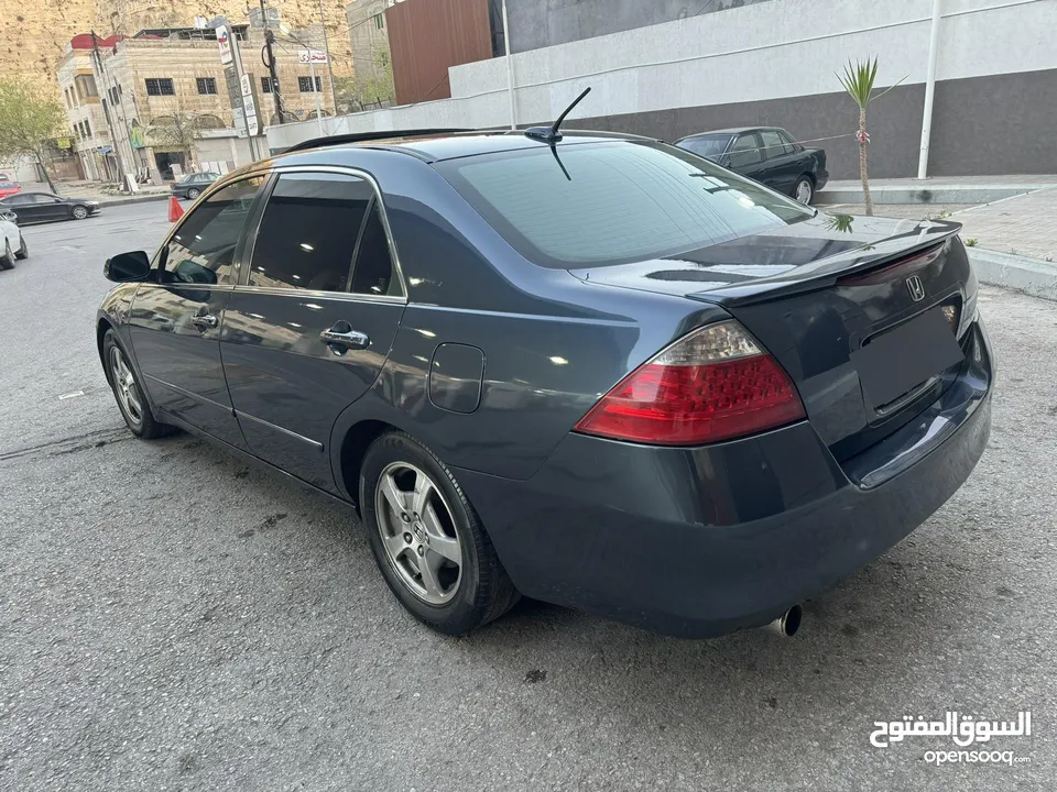 هوندا اكورد 2006