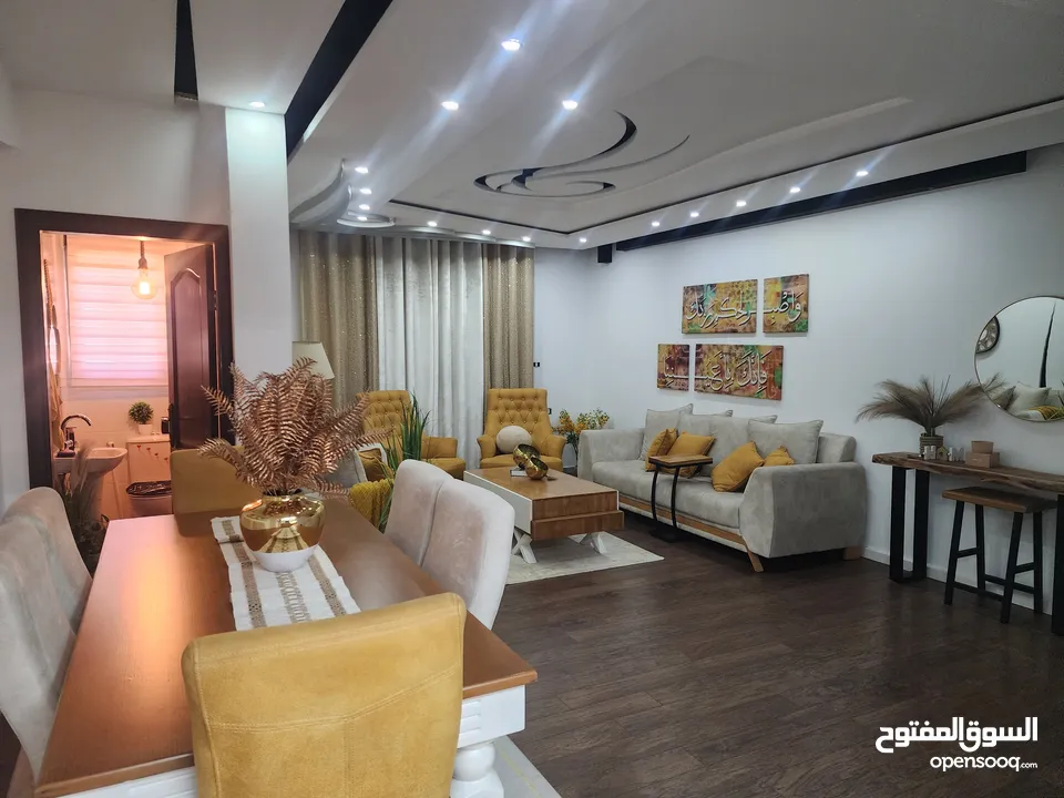 شقة مميزة للبيع مع الأثاث