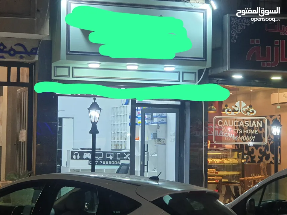 محل تجاري للايجار مع ديكور  يصلح لكافه الاشغال التجاريه ايجار سنوي 5500 دينار  دوار السابع مجمع جبر.