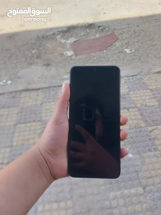 تلفون للبيع بسعر جيد