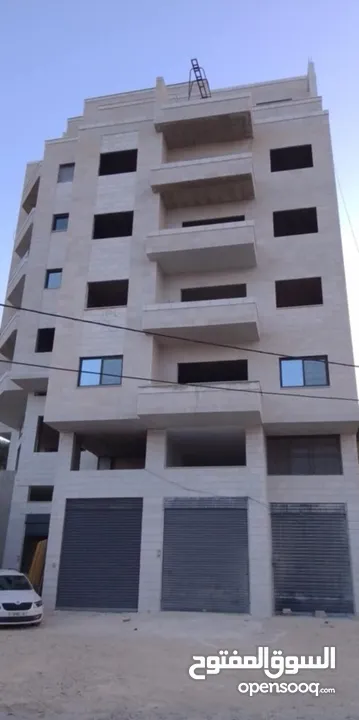شقه طابق ثالث