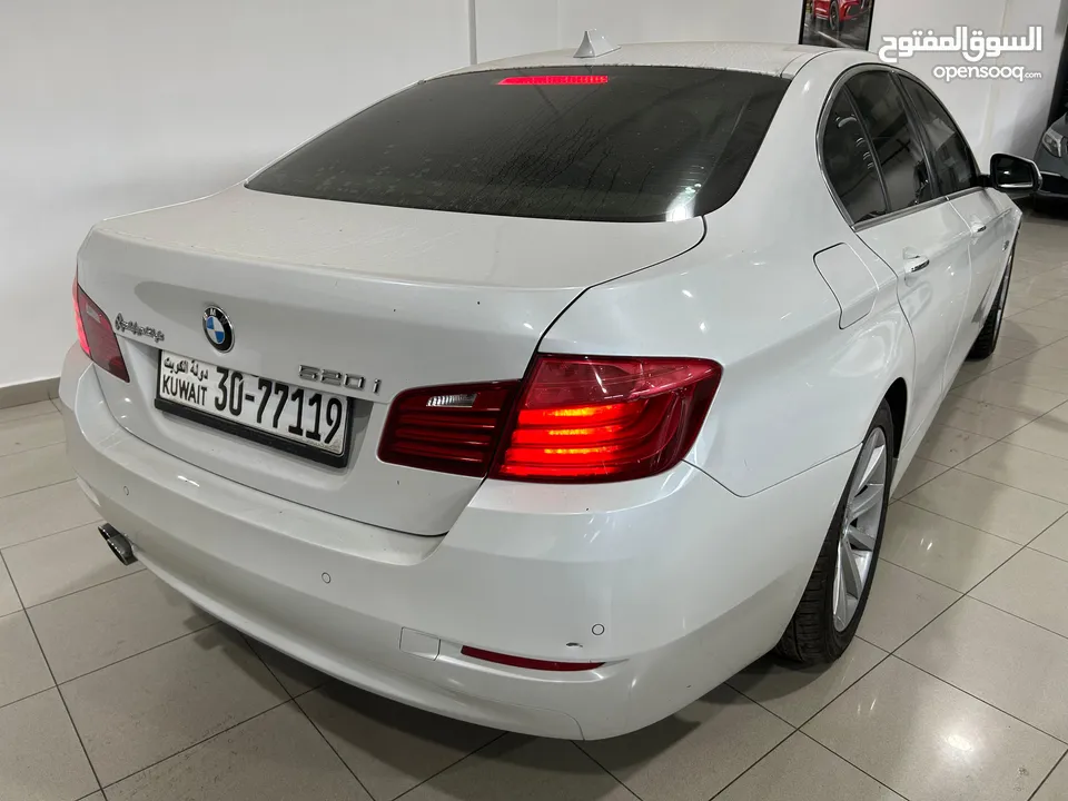 BMW 520i 2.0L