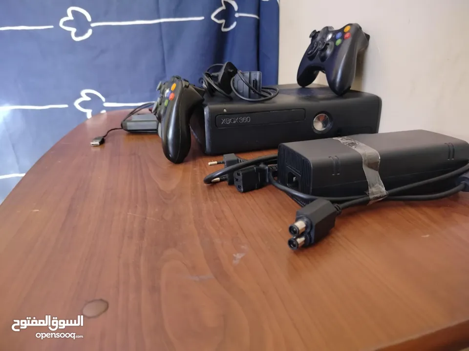مفلاشية XBOX 360للبيع حببة النقية السعر 25.000 قابل للتفاوض  وقابل للإستبدال ب PS4
