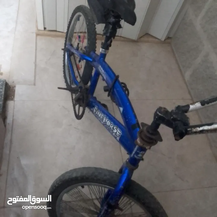 سلام عليكم عندي بسكليت جنط 20