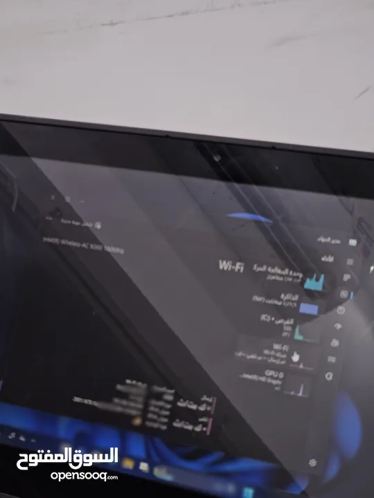 لابتوب بشاشه تتش يدور 360 درجه core i5 Ram 8GB 256GB عرض المدارس  كميه محدوده