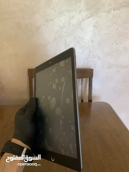 للبيع: iPad الجيل الثامن (iPad 8) – 32GB