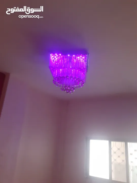 3 ثريات مستعملة للبيع