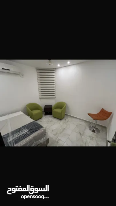 ستوديو للاجار الطيره بجانب المدرسه الانجليه