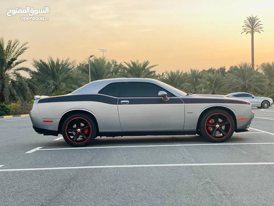 DODGE CHALLENGER 2018 R/T WITH KIT SRT ORGINAL / V8