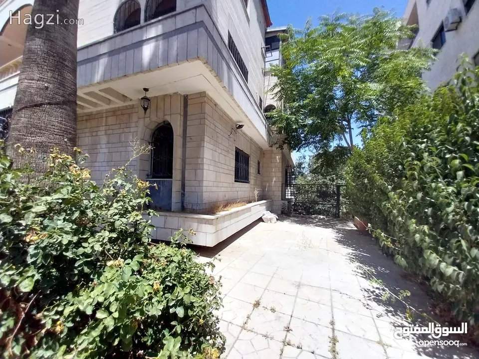 فيلا للايجار في ام اذينة  ( Property 33438 ) سنوي فقط