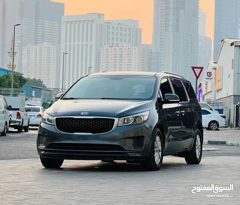 KIA SEDONA 2017 FULL OPTION  USA  بدون حوادث