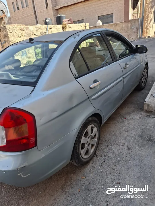 سياره هونداي  نمره صفرا اكسنت بحاله ممتازه  فيها ترخيص بسعر 4000 شيكل