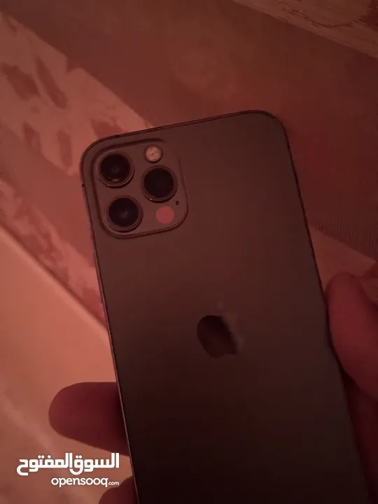 جهاز ايفون 12 pro