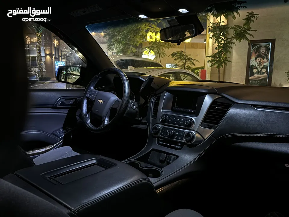 Chevrolet Tahoe 2017 بحالة ممتازة اسود داخل اسود قير مكينه شاصي وكالة