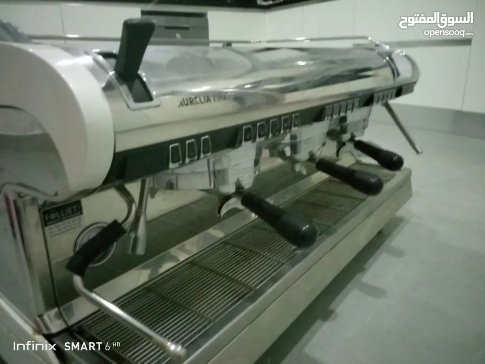 *آلة قهوة إيطالية احترافية Nuova Simonelli Aurelia II