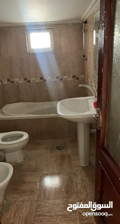 منزل للإيجار استثماري اوسكني