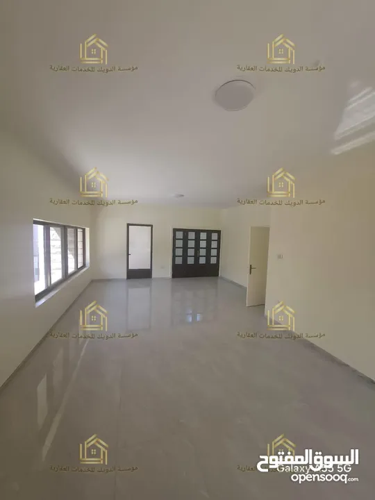 شقة مميزة - الجاردنز - 3نوم - 240م