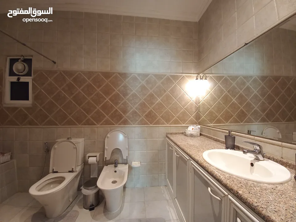 شقة مفروشة للإيجار 175م2 ( Property 18886 )-174847922