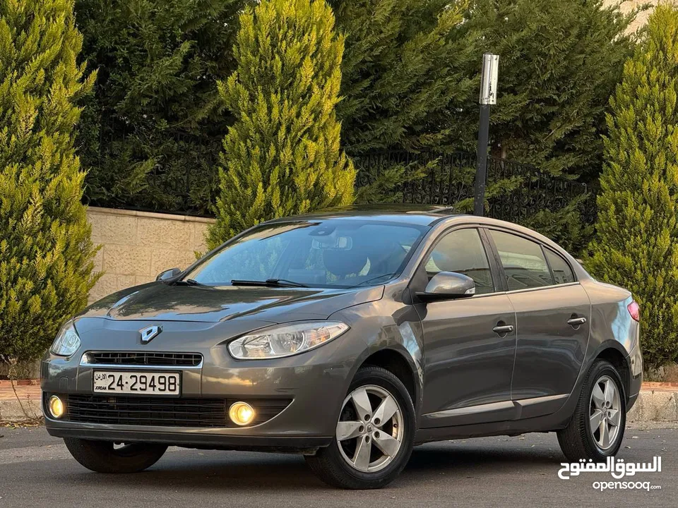 Renault Fluence pls , fully equipped, 2010 model, for sale.