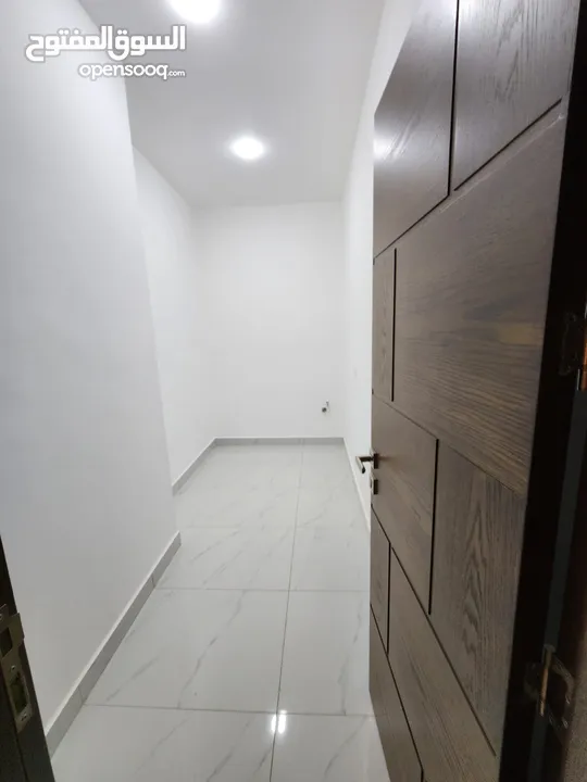 شقة فارغة للبيع في خلدا - ref: 14593