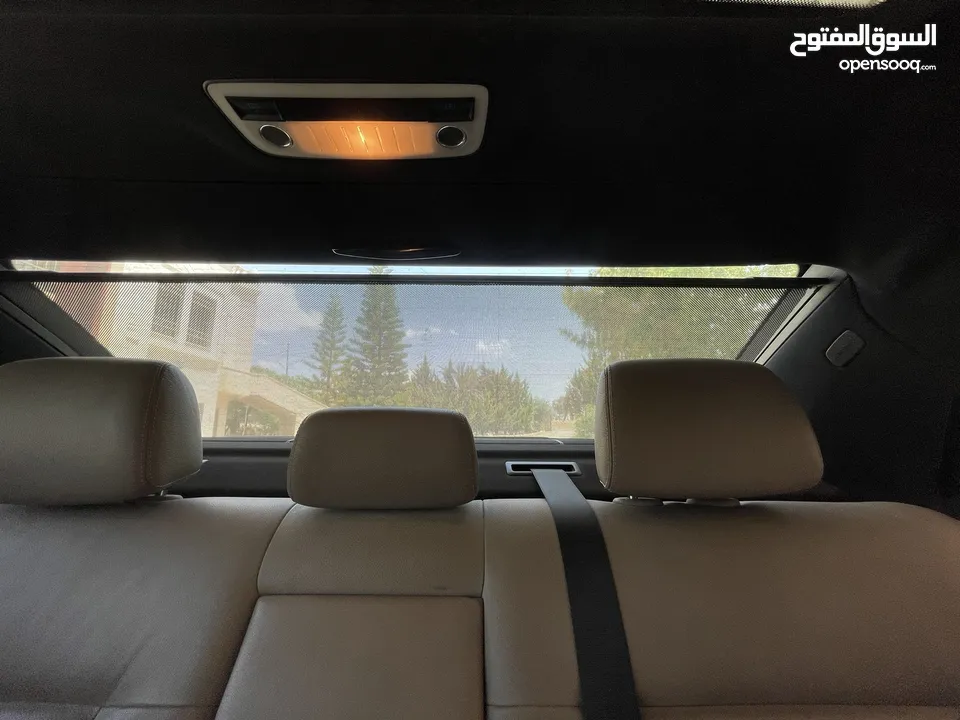 Mercedes e200 cgi2010w212السعر غير قابل للتفاوض صورة الفحص  السياره بالصور 4جيد  اعلى صنف ا