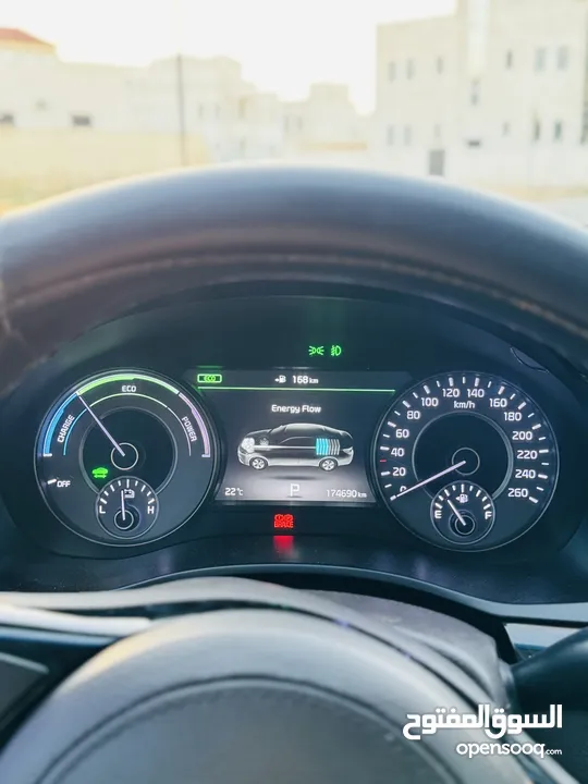 Kia 7 kadenza مستعمل بحالة الوكاة فلل الفلل كامل اضافات  4 جيد قصعات امامية على الجوانب