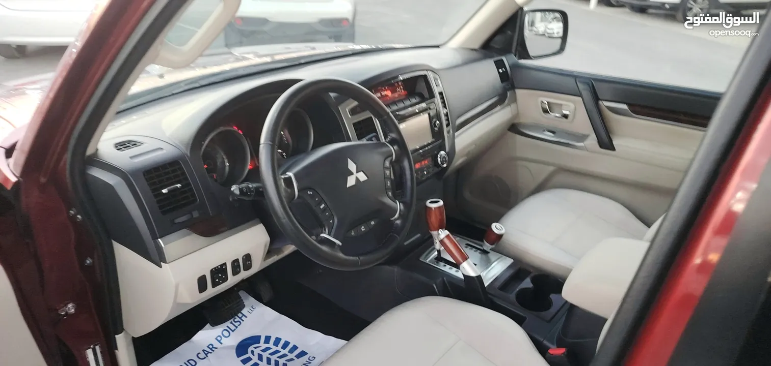 Mitsubishi pajero Model 2017 GCC Specifications Km 169000