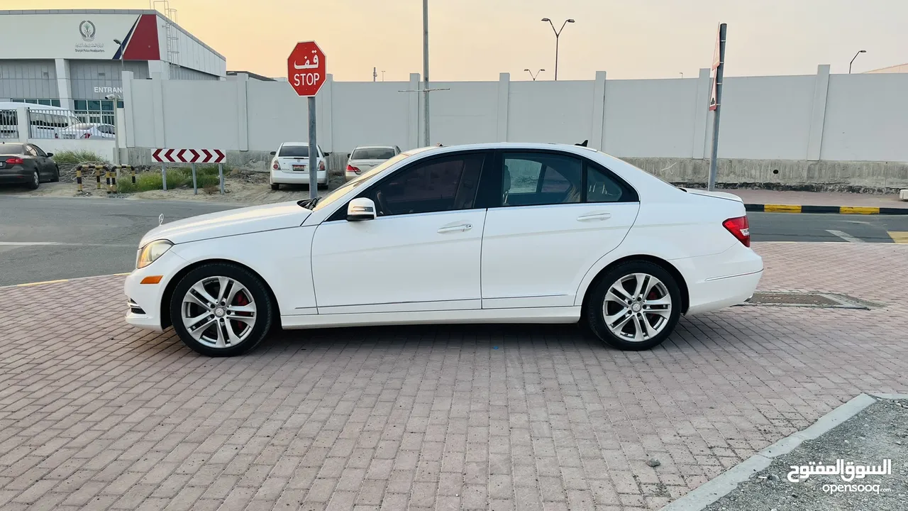 MERCEDES C300 2013 FULL OPTION