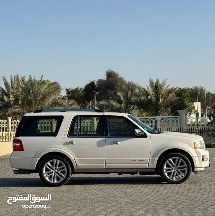 2016 Ford Expedition Platinum Edition / Gcc Specs / 146,000 km / Top option