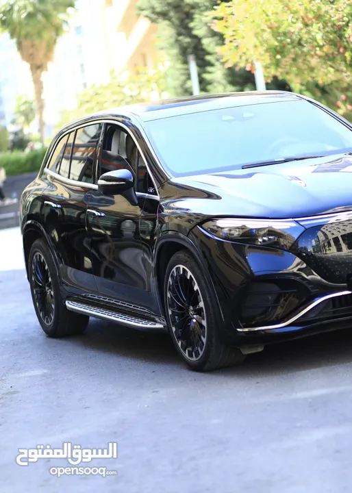 للبيع  مرسيدس MERCEDES EQS 580 SUV 4MATIC  موديل 2023  كهربائية بالكامل  7 مقاعد  فل كامل