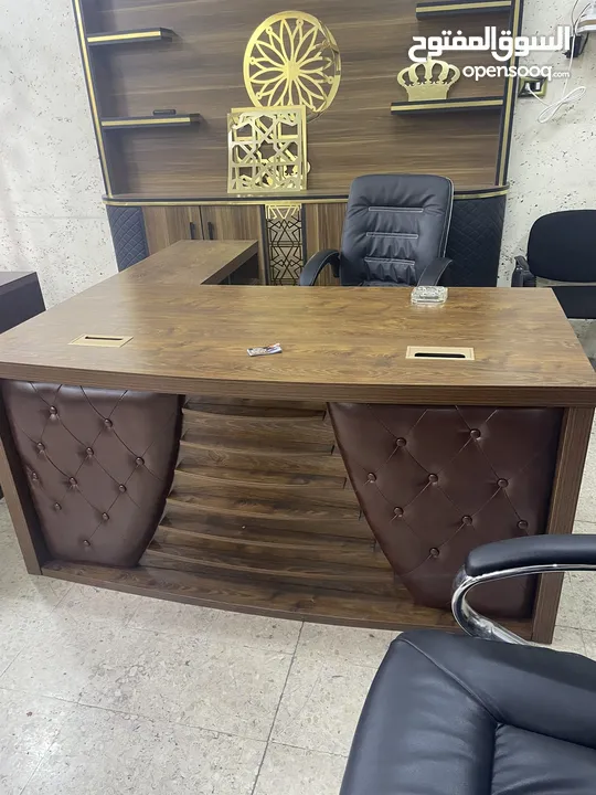 ‏ طاولة اجتماعات مقاس مترين شامل التوصيل