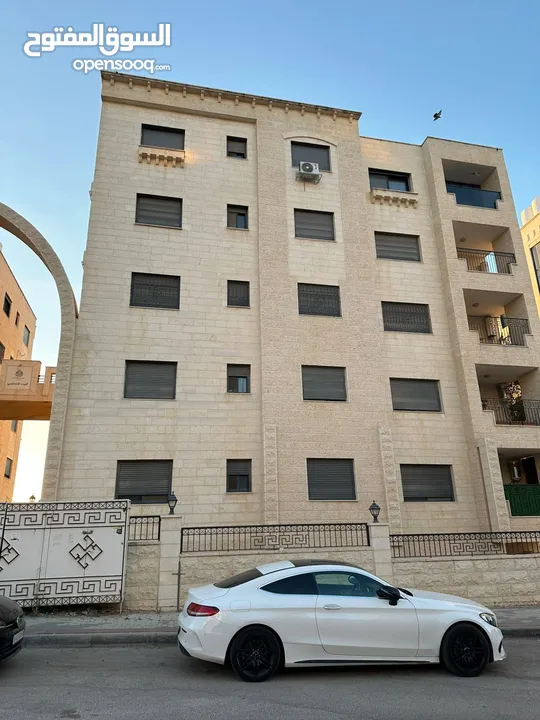 شقة جديدة كليًا للبيع – ضاحية الريحان  عمارة البيت الأندلسي