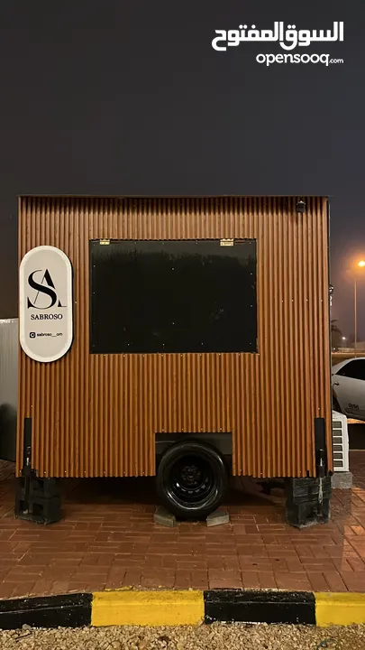 عربه طعام Food Truck للبيع بشكل عاجل وقابل للتفاوض  بمعقول